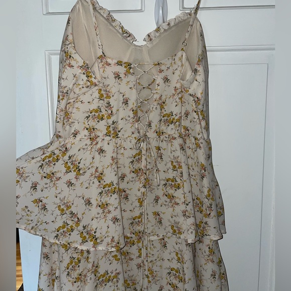 Neutral Floral Maxi Dress - Picture 3 of 5